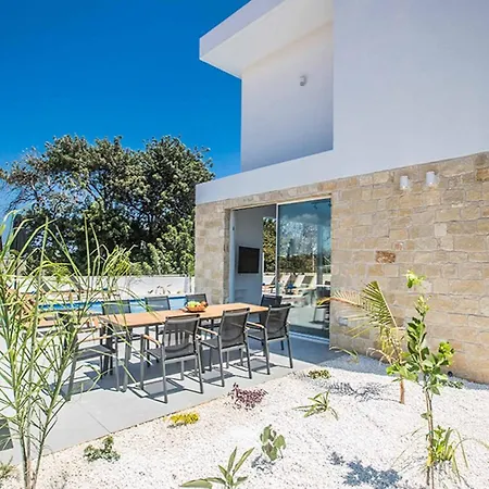 Vie Blue 4 Villa *